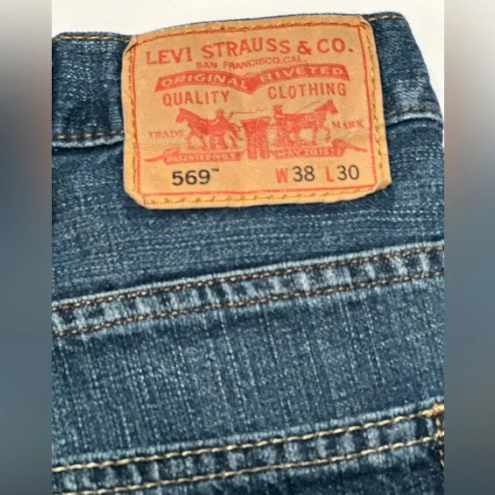 Levi's Relaxed Fit Blue Jeans for Men‎